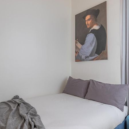 Iflat Navona White And Stylish Apartment Rome Bagian luar foto