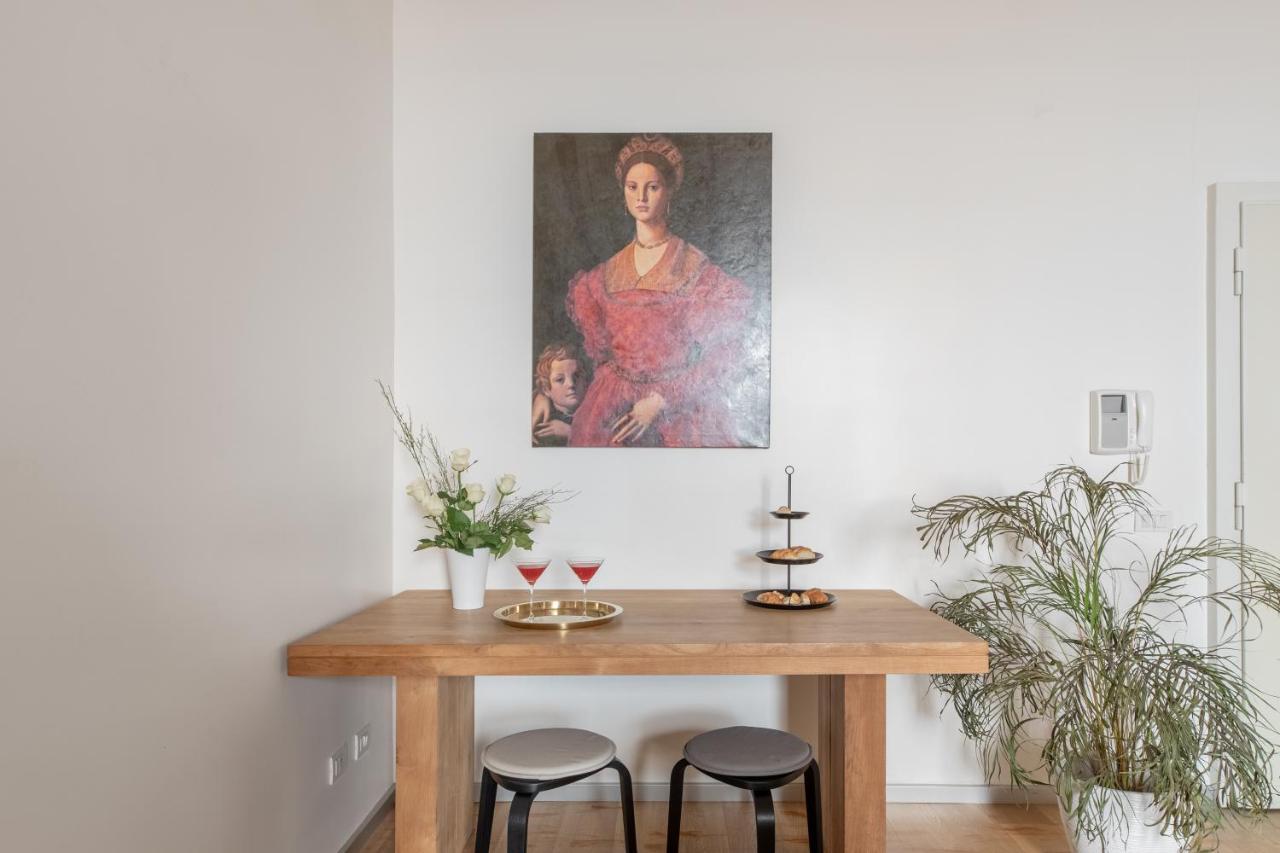 Iflat Navona White And Stylish Apartment Rome Bagian luar foto